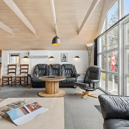 Gorgeous In With Sauna Semesterbostad Nørre Nebel