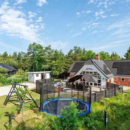 Gorgeous In With Sauna Semesterbostad